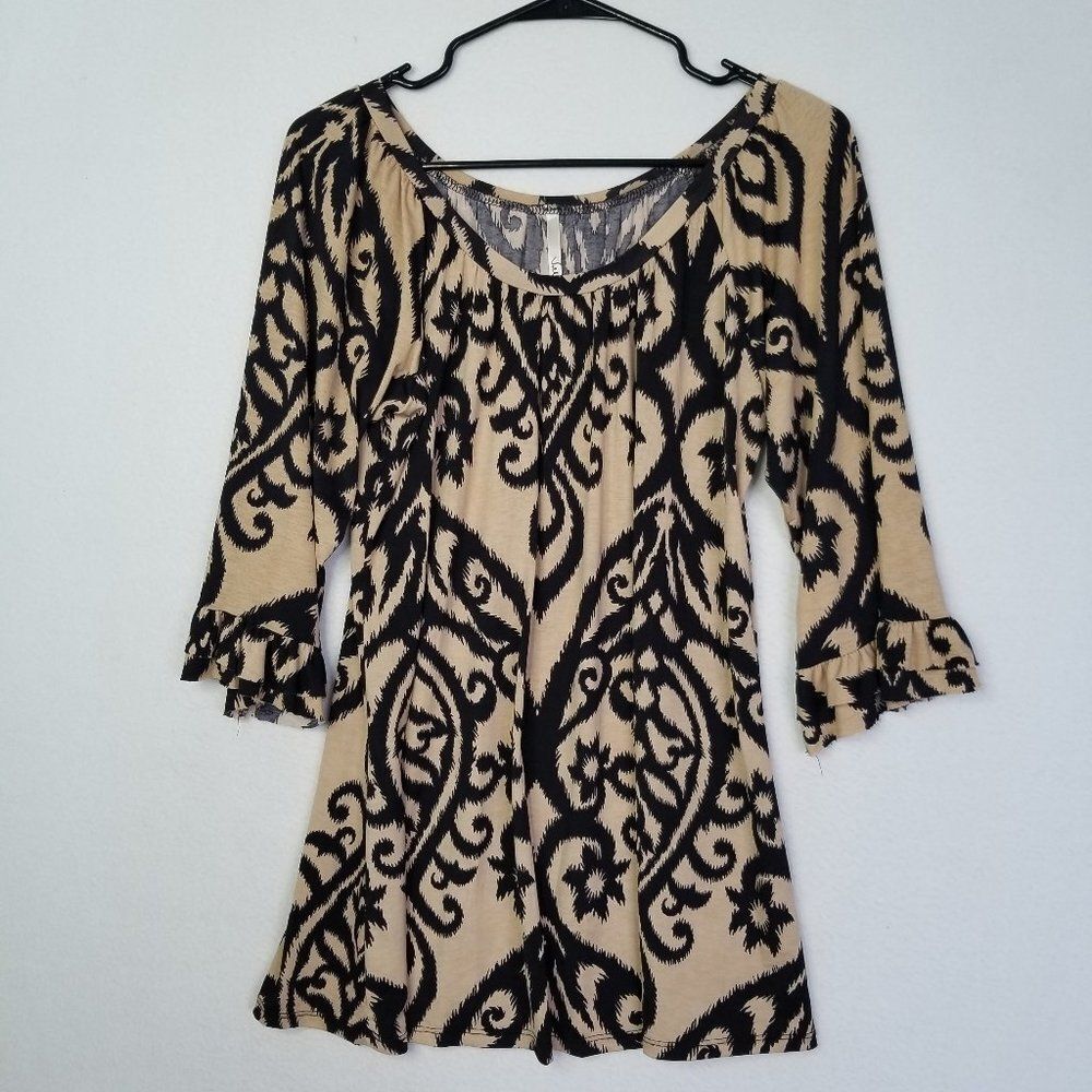 ❤️ 3/$12. Voll Black Tan 3/4 Sleeves Blouse Size Medium